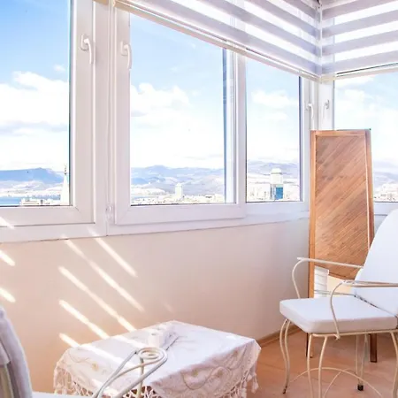 House With Sea View In Apartment